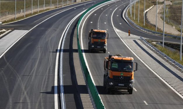 Cei mai mulți kilometri de autostradă construiți și dați în folosință (+382 km drumuri de mare viteză)